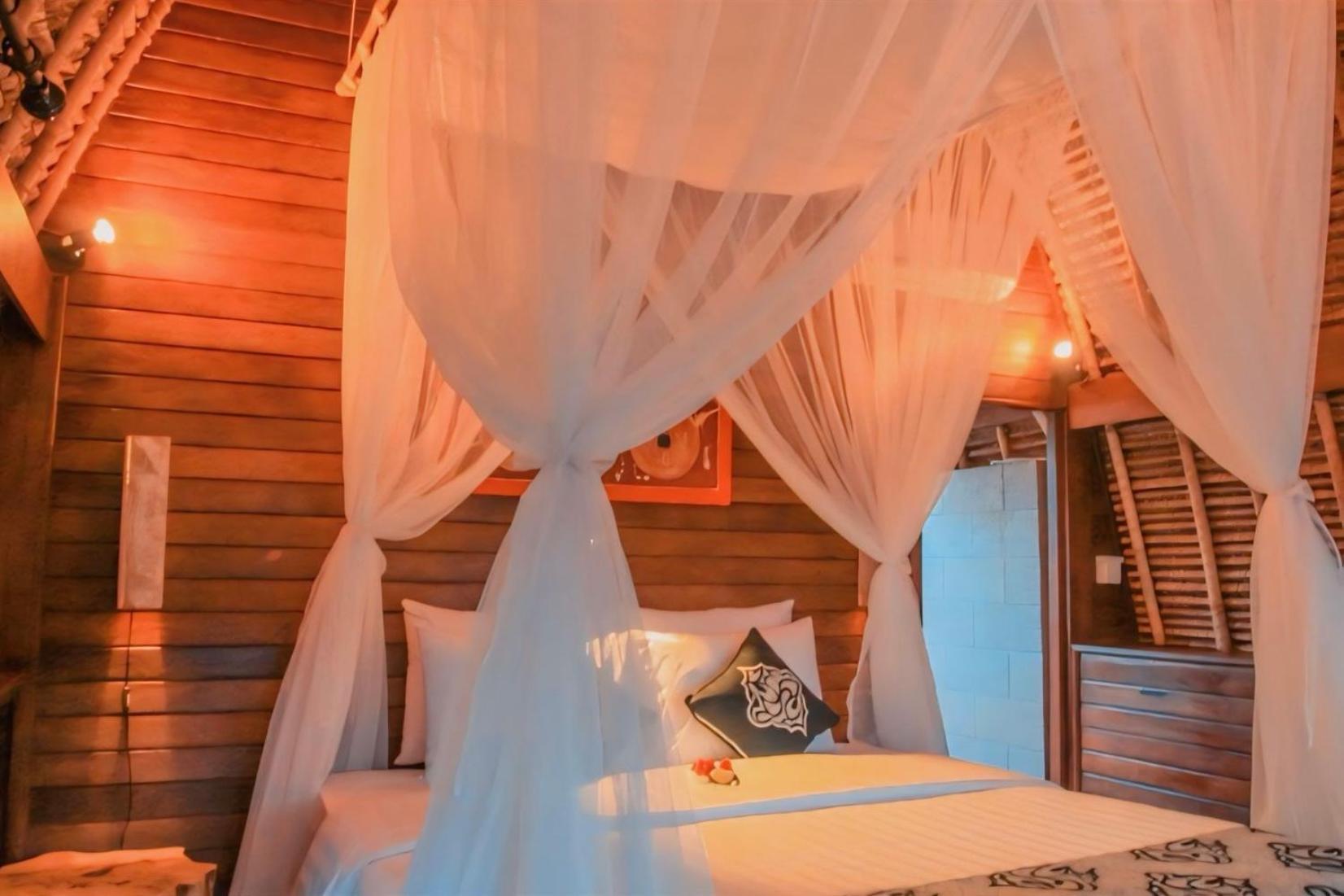 Harta Lembongan Villas Exterior photo